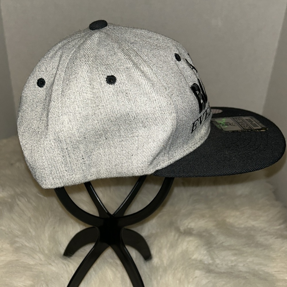 Headlines All Black Everything Snap-Back Black Gr… - image 5